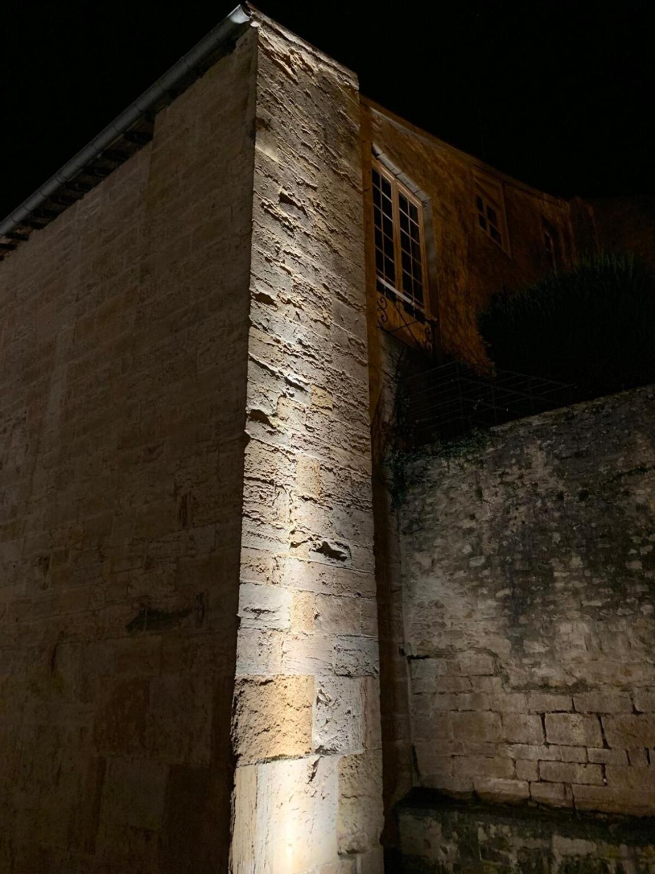 Vila Barabans Tower Cluny Abbay Exteriér fotografie